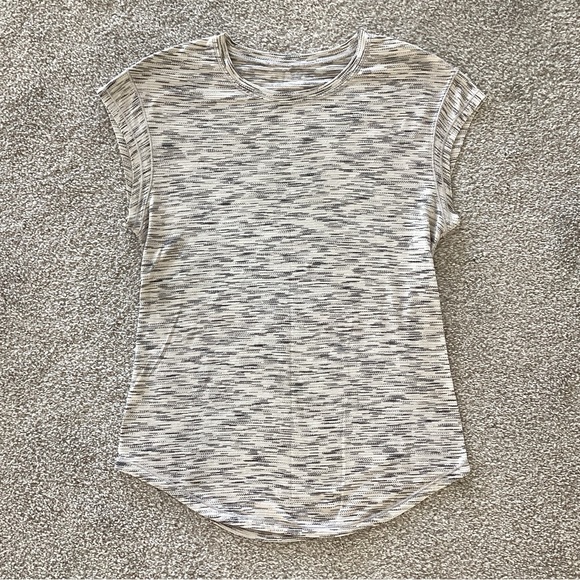 Lululemon Lost in Pace Short Sleeve - Picture 3 of 4